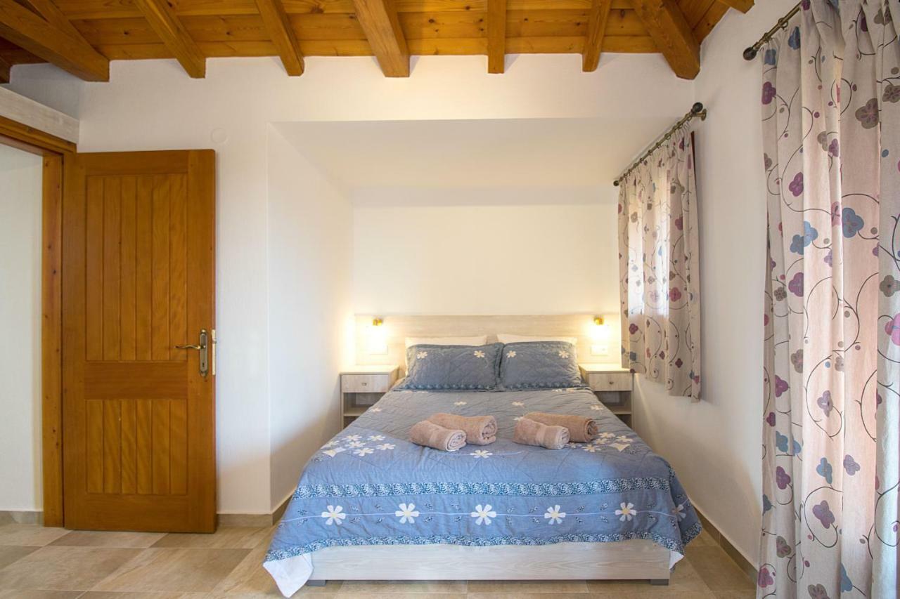 Armamento Villa Moni Evaggelistrias Екстериор снимка